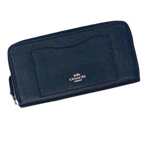 COACH Accordion Zip Crossgrain Black Leather Wallet Silver Hardware